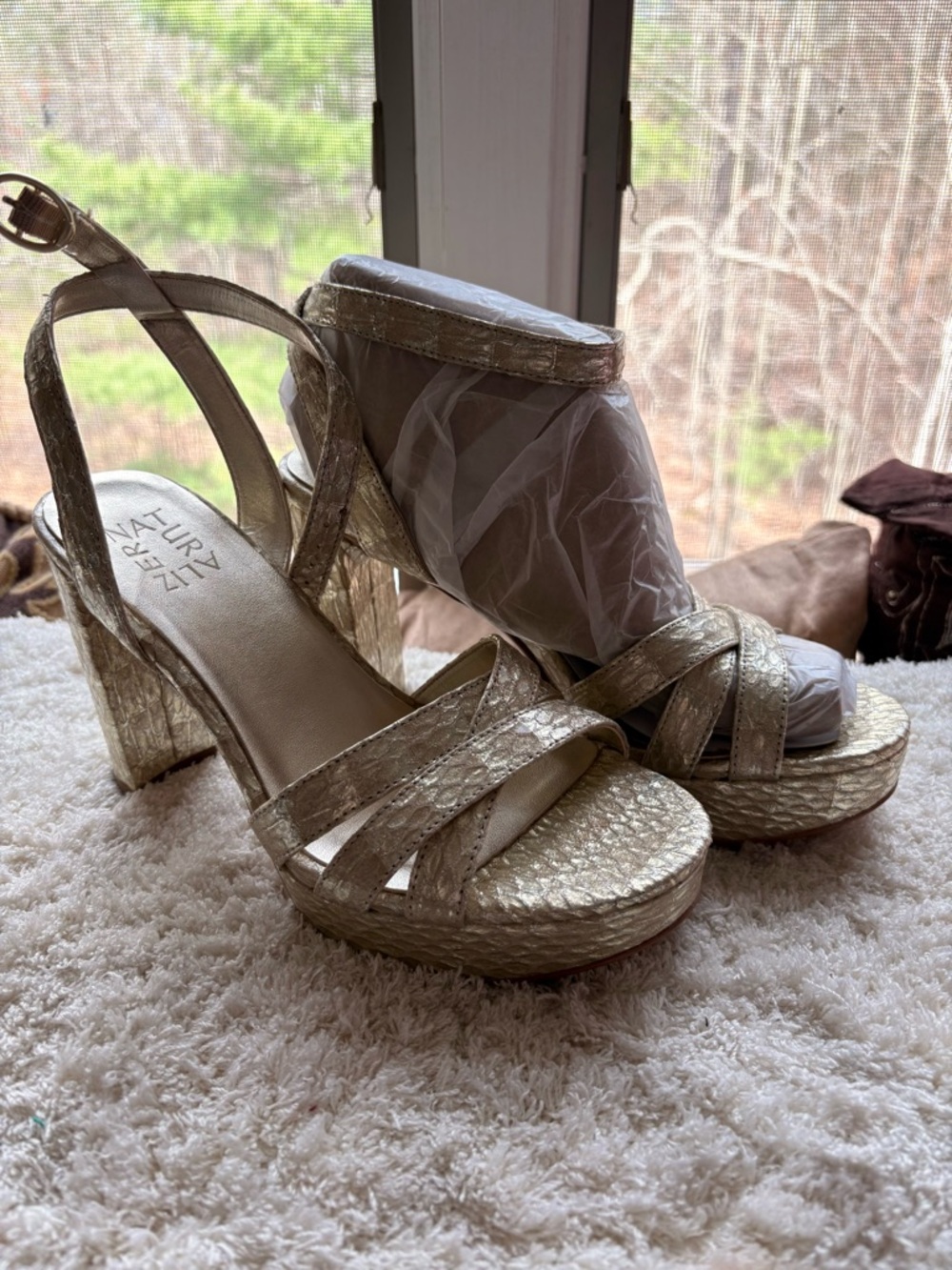 Naturalizer Metallic Gold Platform Strappy Sandals